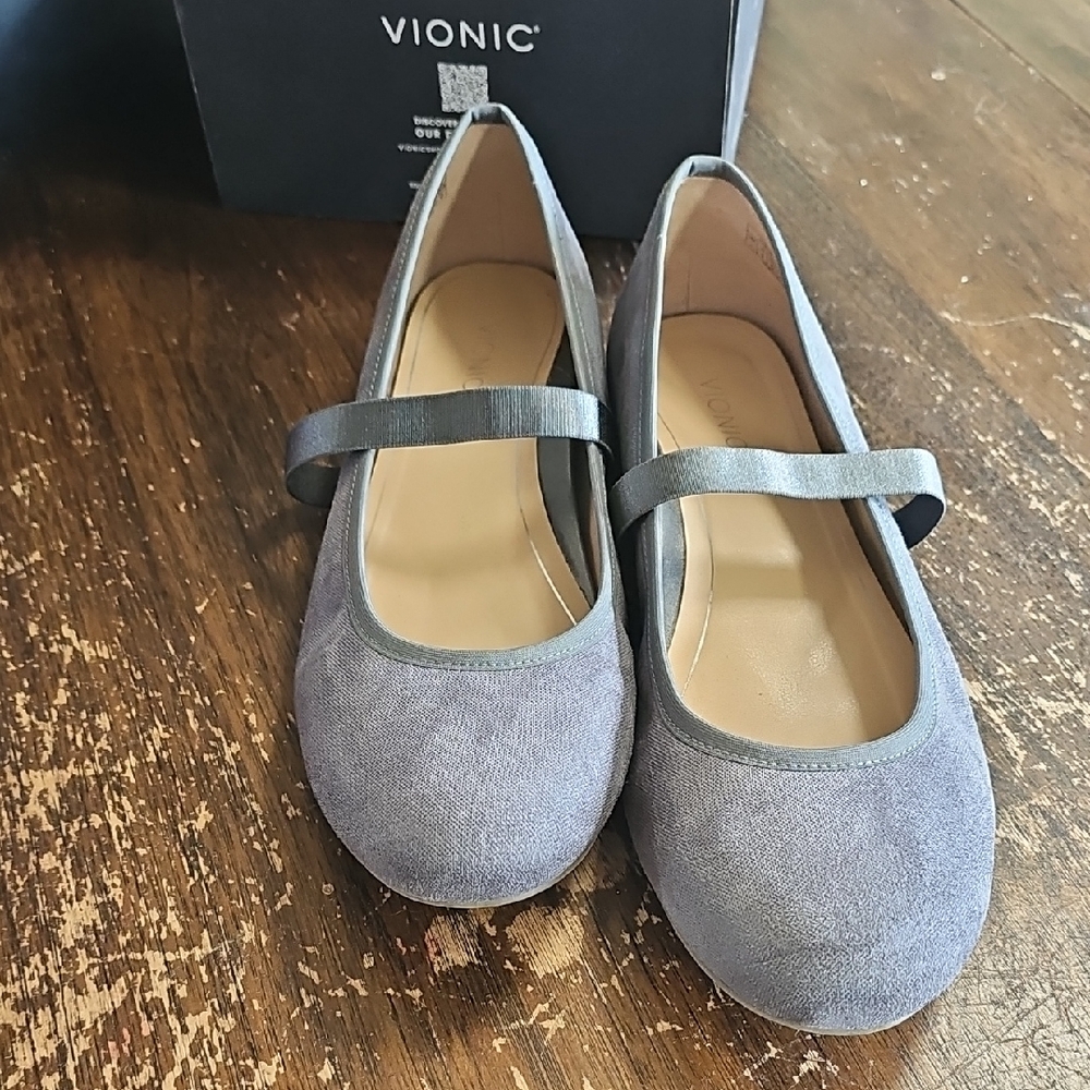 Vionic Women's Charcoal Mary Jane Flats